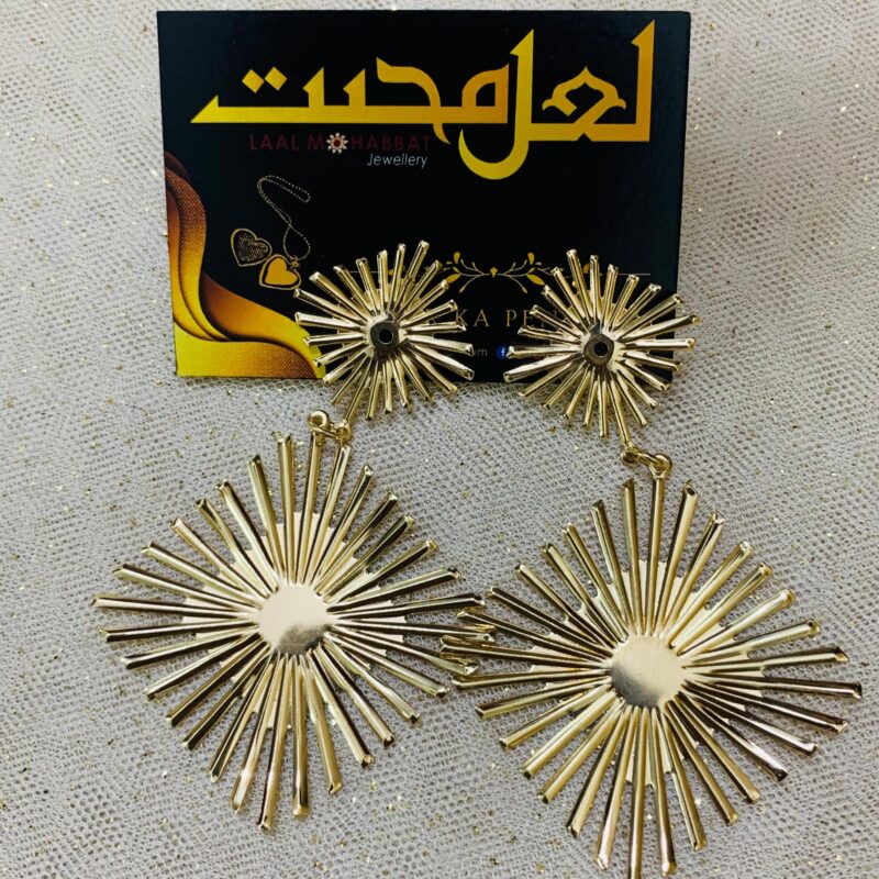 Golden Stylish Metal Earrings